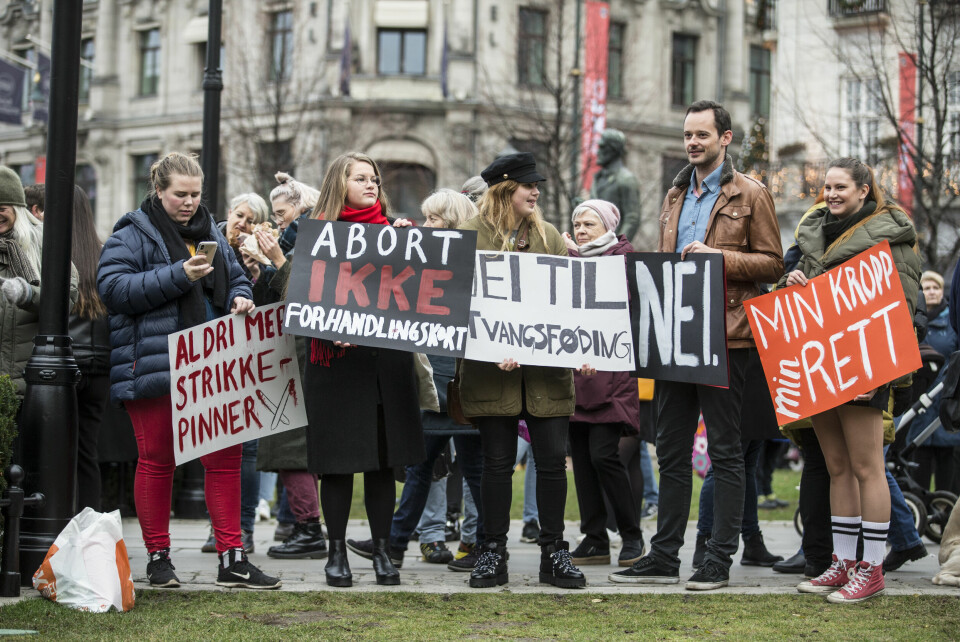Regjeringen har åpnet døren for helt åpenbare omkamper, skriver Snorre Valen om forslaget til ny abortlov. Her: Demonstrasjon for å beholde dagens abortlov, Oslo 17. november 2018. Demonstrasjoner for abortloven.