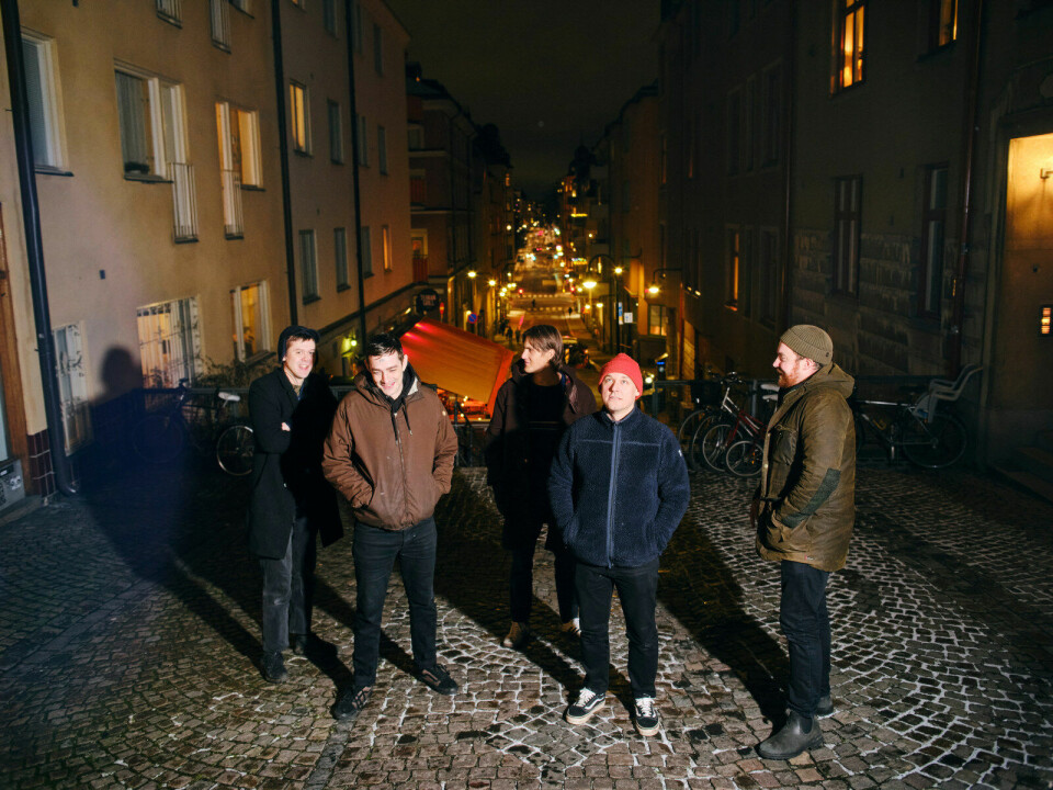 Men er det velferdsjazz: Viagra Boys' andre album har fått navnet Welfare Jazz, fra det svenske uttrykket bidragzjazz. – Jazzmusikerne får alle pengene, sier vokalist Sebastian Murphy (nummer to fra venstre).