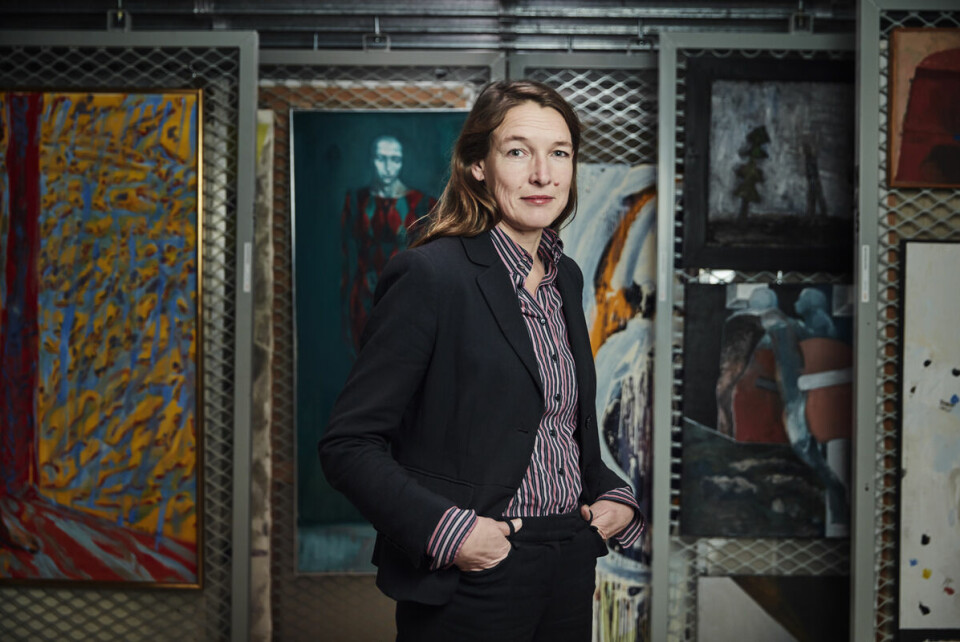 I hvelvet: Frem til det nye museet er på plass på Vestbanen i 2020, oppbevarer Nasjonalmuseet og samtidskunstkurator Sabrina van der Ley sin samling av samtidskunst i kjelleren under den gamle Norges Bank-bygningen. Foto: Simon Skredernes