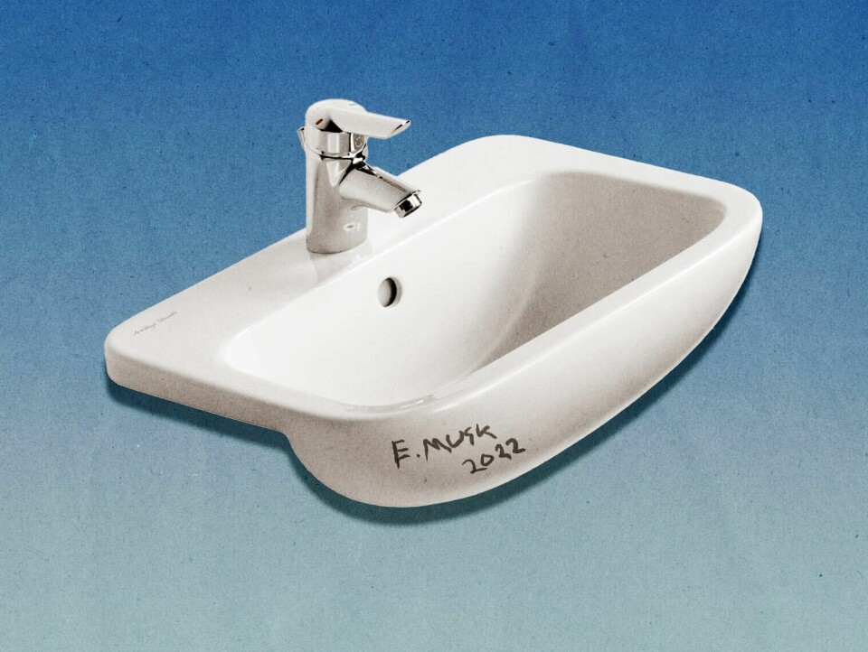 «Let that sink in»: Elon Musks vask er et nikk til Marcel Duchamps berømte urinal, utstilt i New York i 1917, med signaturen R. Mutt, muligens basert på navnet til fabrikanten J.L. Mott, eventuelt en variant av det tyske ordet for fattigdom, «armut». Musk valgte imidlertid å signere med sitt eget navn. .
