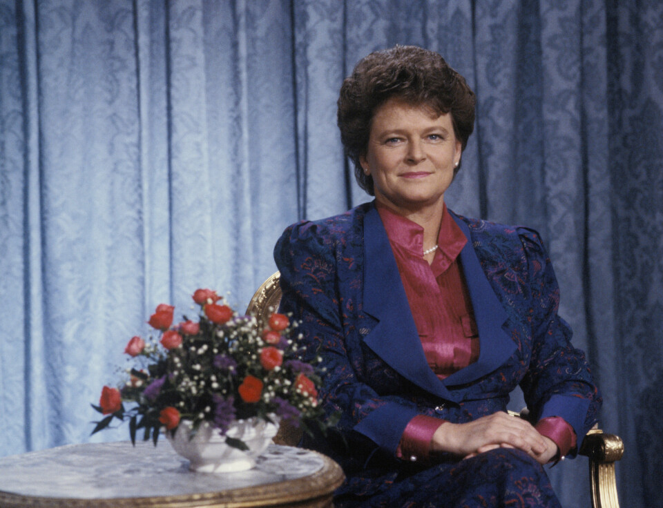Virkelighet og fiksjon: Serien «Makta» skildrer en periode i Aps historie der det skjedde ting som de mest fantasifulle manusforfattere neppe ville ha klart å dikte opp. Her: Statsminister Gro Harlem Brundtland før opptak av nyttårstalen, 22. desember 1987. Gro