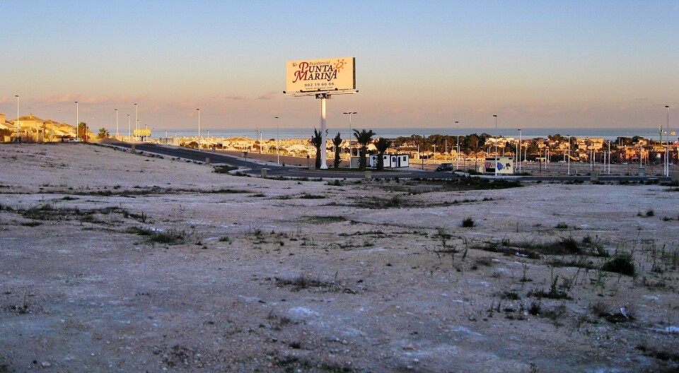 TORREVIEJA, SPANIA: «Eg har skrive eit essay om ein ruin ved saltsjøen i Torrevieja. (...) Eg var opptatt av alle desse skala, dei uferdige feriehusa, som blir til ruinar under oppføring.» skriv Marit Eikemo. Foto Johannes Simon/Getty Images