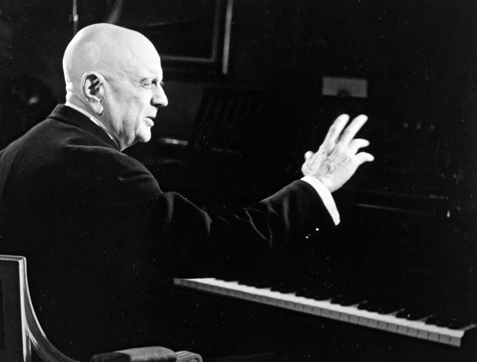 Alvorlig mann: Det finnes mange bilder av Jean Sibelius som en gravalvorlig mann, men koponisten hadde også andre sider enn alvoret. Foto: DeAgostini/Getty Images