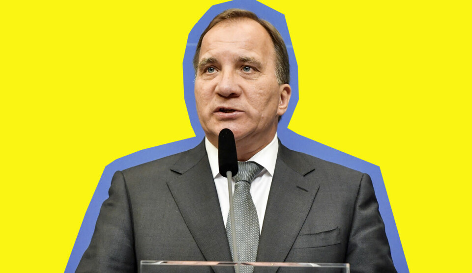 Rødt lys: Statsminister Stefan Löfven (S) sparket to statsråder torsdag, men opposisjonen var ikke fornøyd.Fotoillustrasjon: Morgenbladet (Kildefoto: Stina Stjernkvist / NTB scanpix)