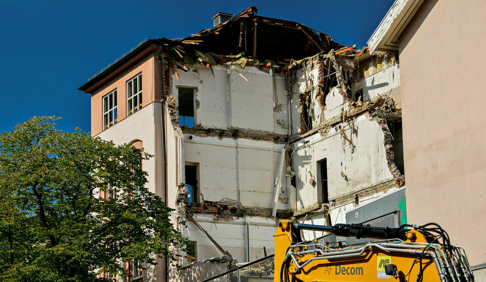 Takk for alt: Ruseløkka skole ble revet midt i august. Foto: Trond Rødsmoen / Fortidsminneforeningen