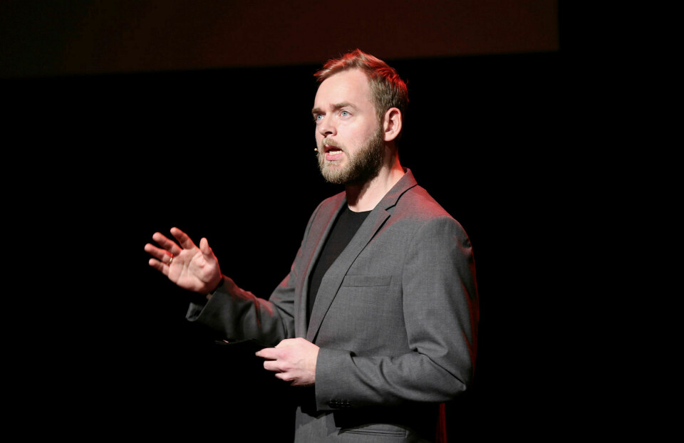 Flaut: Tore Sagen, en av tre programledere i radioprogrammet Radioresepsjonen, bestemte seg forrige uke for å ta tak i to av de flaueste sakene han visste om: Fornektelse av menneskeskapte klimaendringer og rasisme. Foto: Vidar Ruud / NTB scanpix