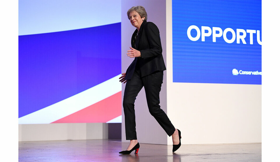 Da den britiske statsministeren Theresa May entret scenen siste dag under årsmøtet til det konservative partiet, dansende til Abbas «Dancing Queen», var det flere lorder som måtte rynke på øyenbrynene. Foto: Jeff J. Mitchell / Getty Images