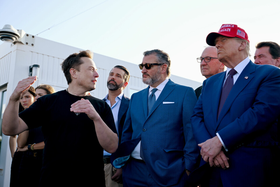 Elon Musk tok tirsdag imot Donald Trump, Donald Trump Jr. og de republikanske senatorene Ted Cruz og Kevin Cramer på en Space X-oppskyting i Brownsville i Texas. I forrige uke sa Cramer (til venstre for Trump) at statsrådkandidatene til Trump kan møte motbør innad i partiet. s