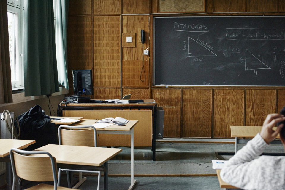 Er noen på jobb? «Det er uklart hvem som initierer og setter premissene for skolepolitikken», skriver Elise Farstad Djupedal. Oslo handelsgymnasium, Oslo, 30.04.2019.
