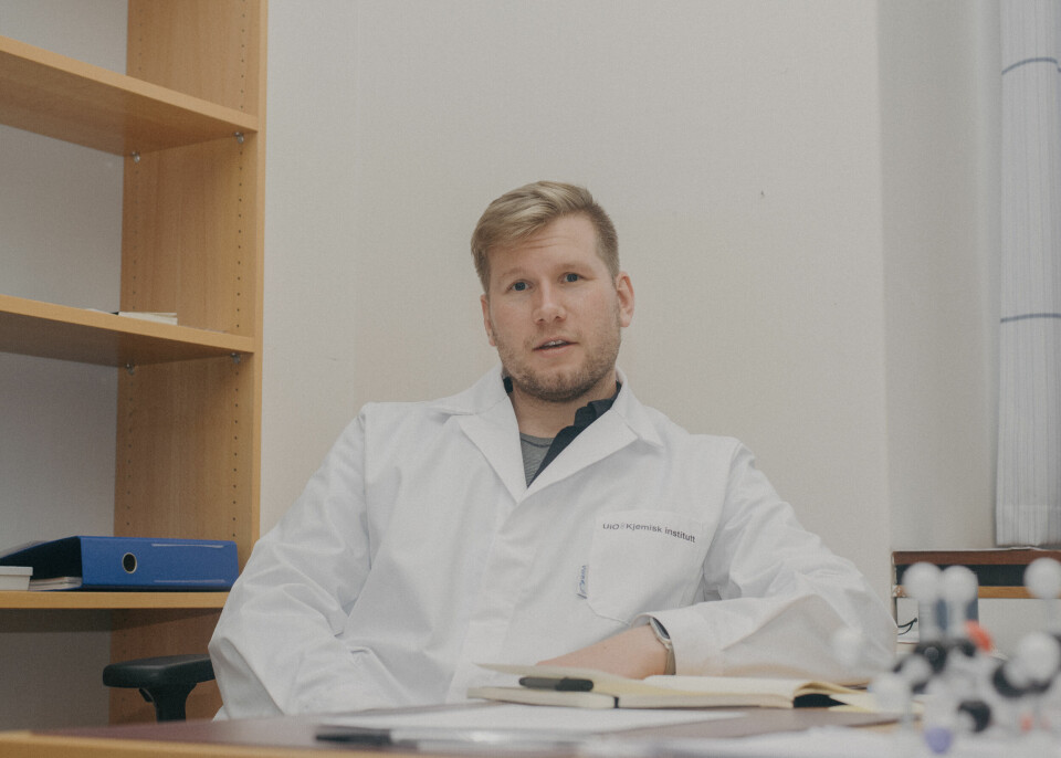 Jeg har ikke møtt mer enn en håndfull skeive realister i denne posisjonen, skriver Alexander H. Sandtorv, førsteamanuensis i organisk kjemi. Førsteamanuensis i organisk kjemi Alexander H. Sandtorv også kendt som Realisten. Fotograferet for Morgenbladet onsdag den 20. september 2020.
