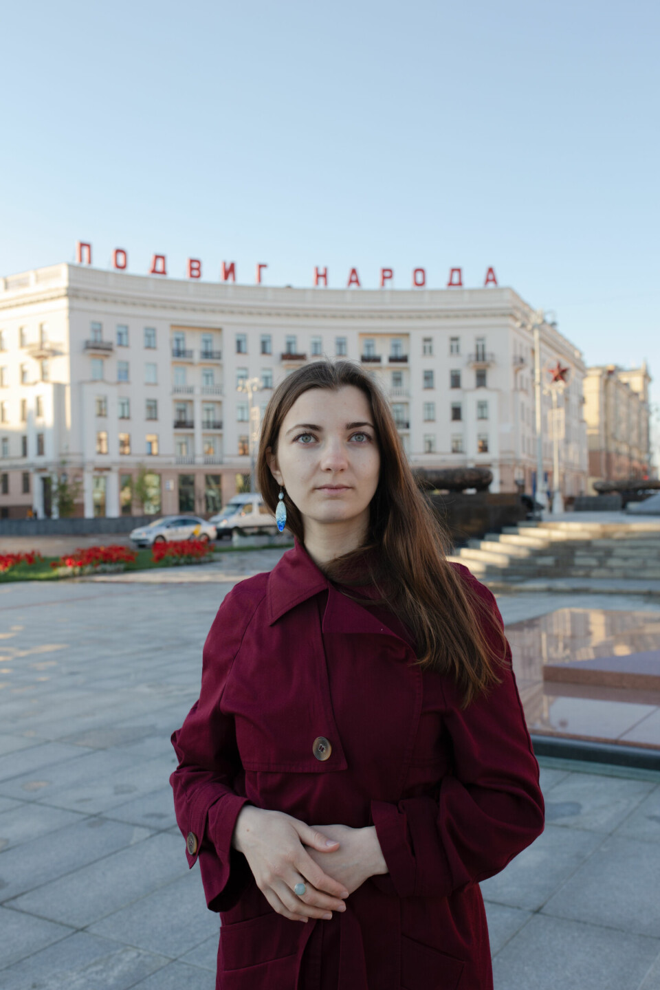 Stille gater: Poet og oversetter Hanna Komar tilbake på Seiersplassen i Minsk, der tusenvis av hviterussiske kvinner samlet seg og dannet «solidaritetslenker» i et forsøk på å få slutt på regimets voldsutøvelse.