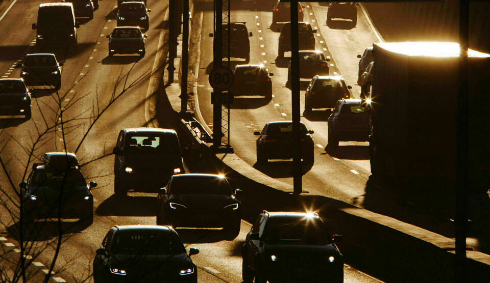 Bil og bosetting: Når det koster ekstra penger å bruke bilen, så blir det lite fristende å bosette seg på en måte der andre transportformer enn bilen fremstår uhensiktsmessige. Arkivfoto: Christian Belgaux