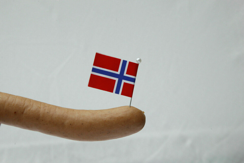Pølser, brød og sirkus: Det blir pølser på 17. mai i år også. Foto: Signe Dons / NTB scanpix