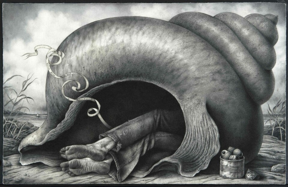 Nært samarbeid: «Souvenir», kulltegning av Sverre Malling, 2011. Stig Sæterbakken arbeidet tett med kunstneren Sverre Malling. Under Mallings første separatutstilling på Lillehammer Kunstmuseum opptrådde Sæterbakkens litterære alter ego Sauermugg med en egen performance.