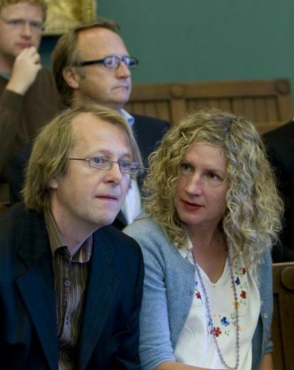 Motparter: Forhenværende sjefredaktør i Se og Hør, Odd Johan Nelvik, i rettslokalet sammen med Lars Lillo-Stenberg og Andrine Sæther. Foto: Scanpix