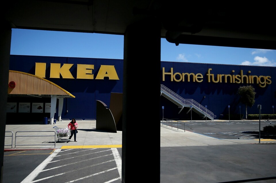 Bare må ha det: Kristin Clemet mener at Ikea «avslørte et behov for rimelige møbler til vanlige folk». Men hva om Ikea kan ha bidratt til å skape «behovet» for billige møbler, spør innsenderne. Her fra Ikea i Emeryville, California, USA. Foto: Justin Sullivan/Getty Images