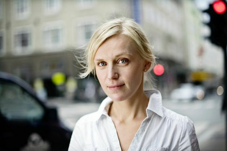 Ny forfatter: Gamle folk er unge, og unge folk gamle, sier Kjersti Annesdatter Skomsvold.