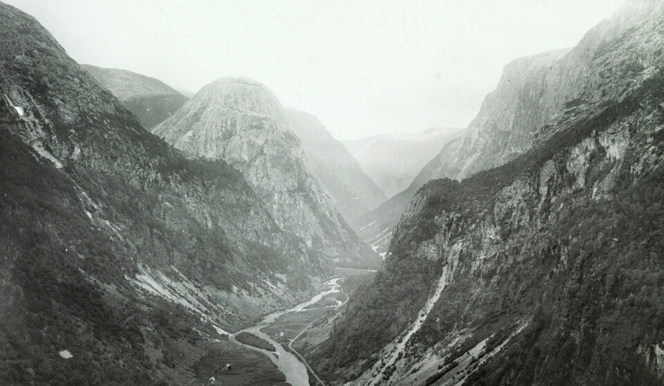 Kupert: Nærøydalen i Sogn og Fjordane / Hordaland, her avbildet en gang mellom 1890 og 1910. Foto: Severin Worm-Petersen / Norsk Teknisk Museum