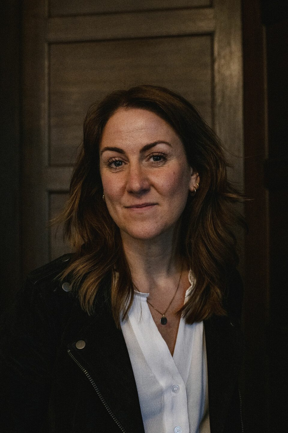 Lover ikke flere bøker. – Det er ikke mulig å isolere skolene og klasserommene våre fra den digitale virkeligheten som finnes der ute, sier Kunnskapsminister Tonje Brenna.