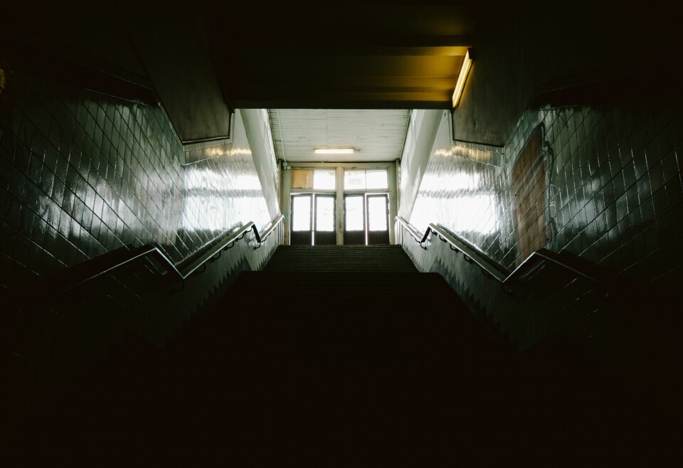 Vold mot lærere er et økende problem i skolen, skriver kronikkforfatteren. Foto: Carlos Martinez / Unsplash