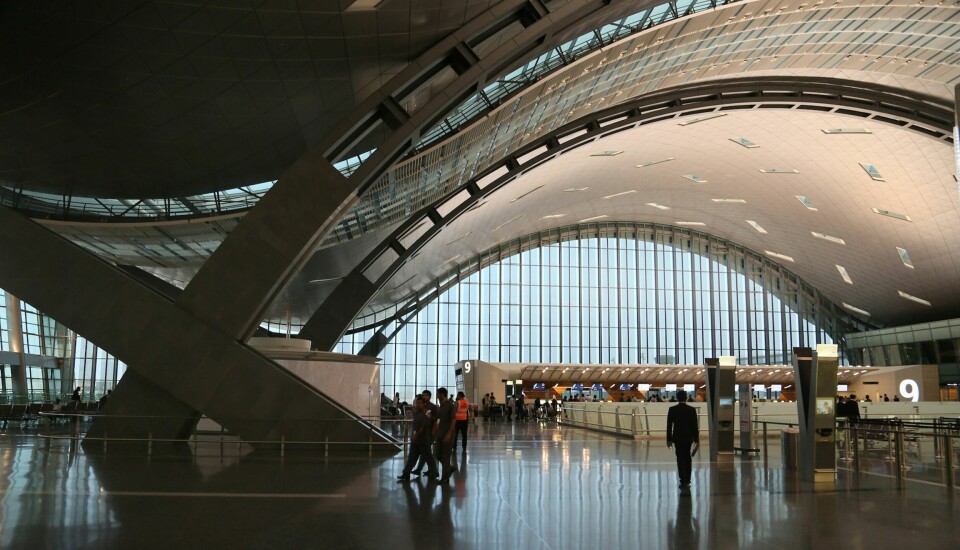Hamad International Airport in DohaQatar Airways er en av syv globale Fifa-partnere og en av hovedsponsorene av VM i Russland til sommeren. Fifa sier til Josimar at de vil undersøke forholdene på flyplassen Hamad International i Doha. Foto: Enes Kanli/Anadolu Agency/Getty Images