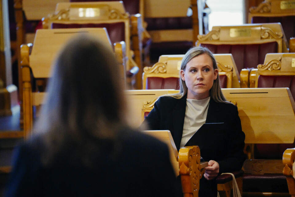 Vanskelig lov: Barne- og familieminister Lene Vågslid må håndtere det faktum at det er vanskelig å lovregulere barns samvær med foreldre som er så uenige at de går til retten.