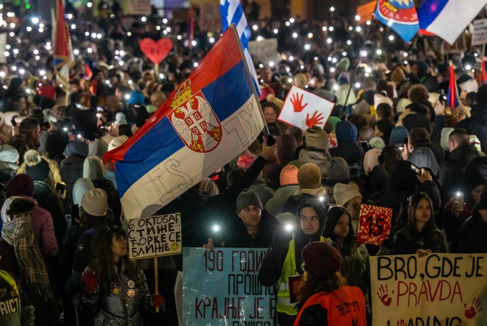 Studentdemonstrasjonene i Serbia blir betegnet som de største i Europa siden 1968. Her: Protestmarkering i byen Kragujevac 15. februar. .