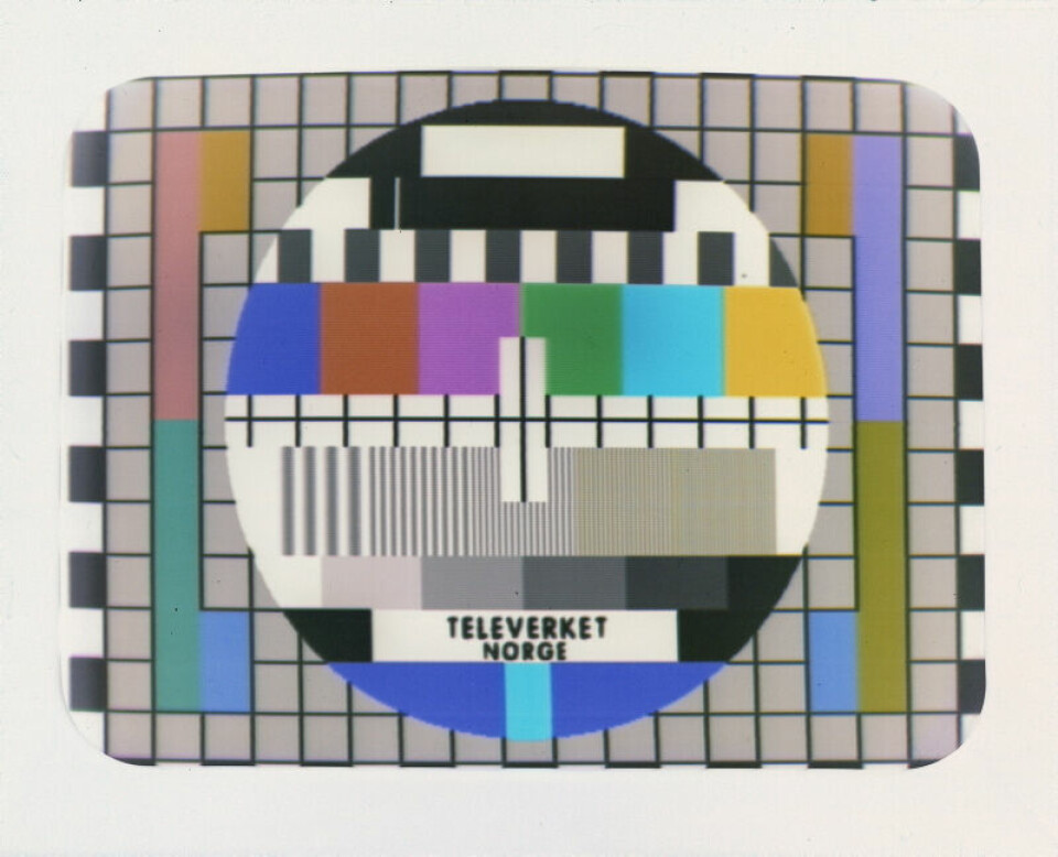 «Amusing Ourselves to Death»: Medieteoretikeren Neil Postmans førti år gamle advarsel rykker frem igjen i bevisstheten nå. Her: Prøvebilde for farge-tv, fotografert for Teledirektoratet i 1971. a