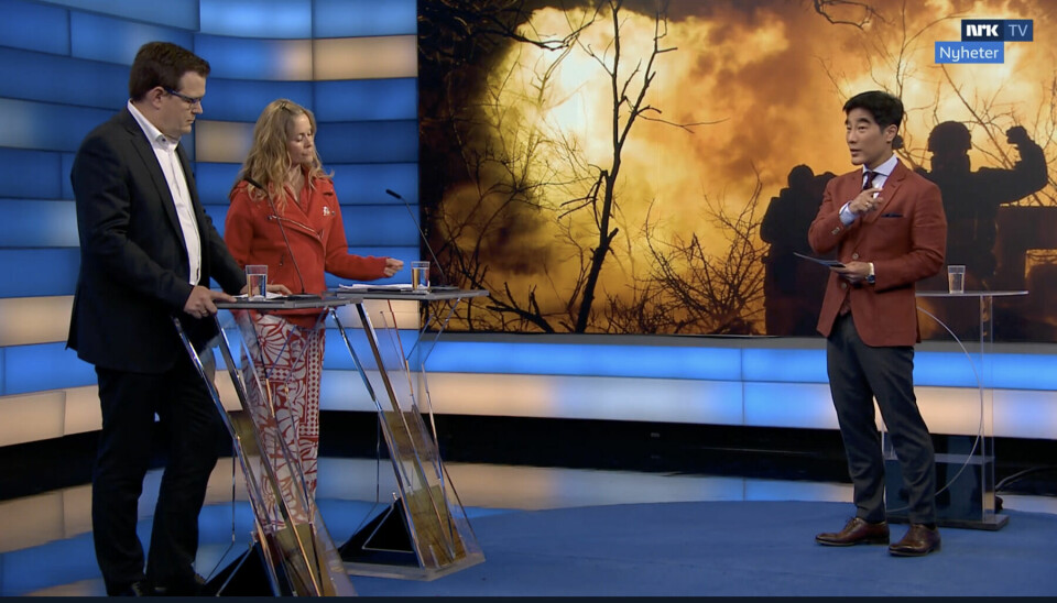 Hvorfor gjorde Debatten-redaksjonen dekningen av den omstridte reklamekampanjen fra paritet FOR til en true crime-fortelling? Her: FORs Glenn Diesen og Marielle Leraand i Debatten med Fredrik Solvang tirsdag 20. mai. Bilde fra Debatten