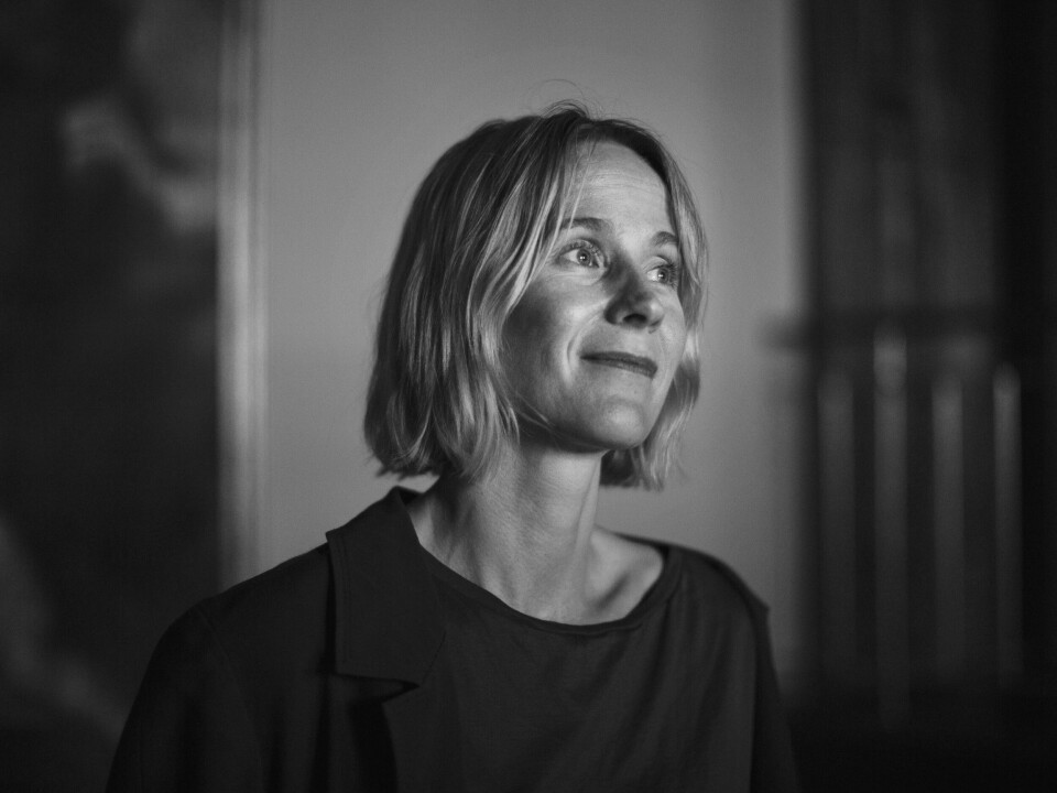 Makt og avmakt: Forfatter Sandra Lillebø tror ikke at «autoritære forteller-jeg» fratar leseren rom for refleksjon og kritikk. Tvert imot er det mulig å si imot diktatoren. Sandra Lillebø